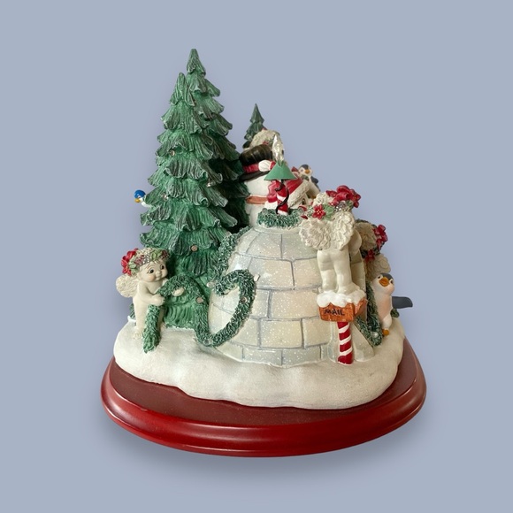 Dreamsicles At the North Pole The Danbury Mint Lighted Cherubs Snowman Christmas - Picture 6 of 10